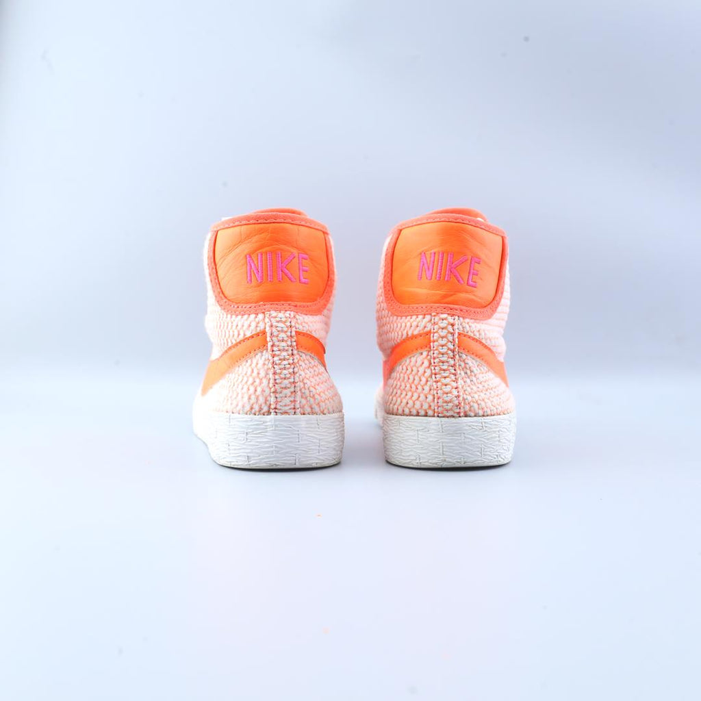 NIKE BLAZER MID