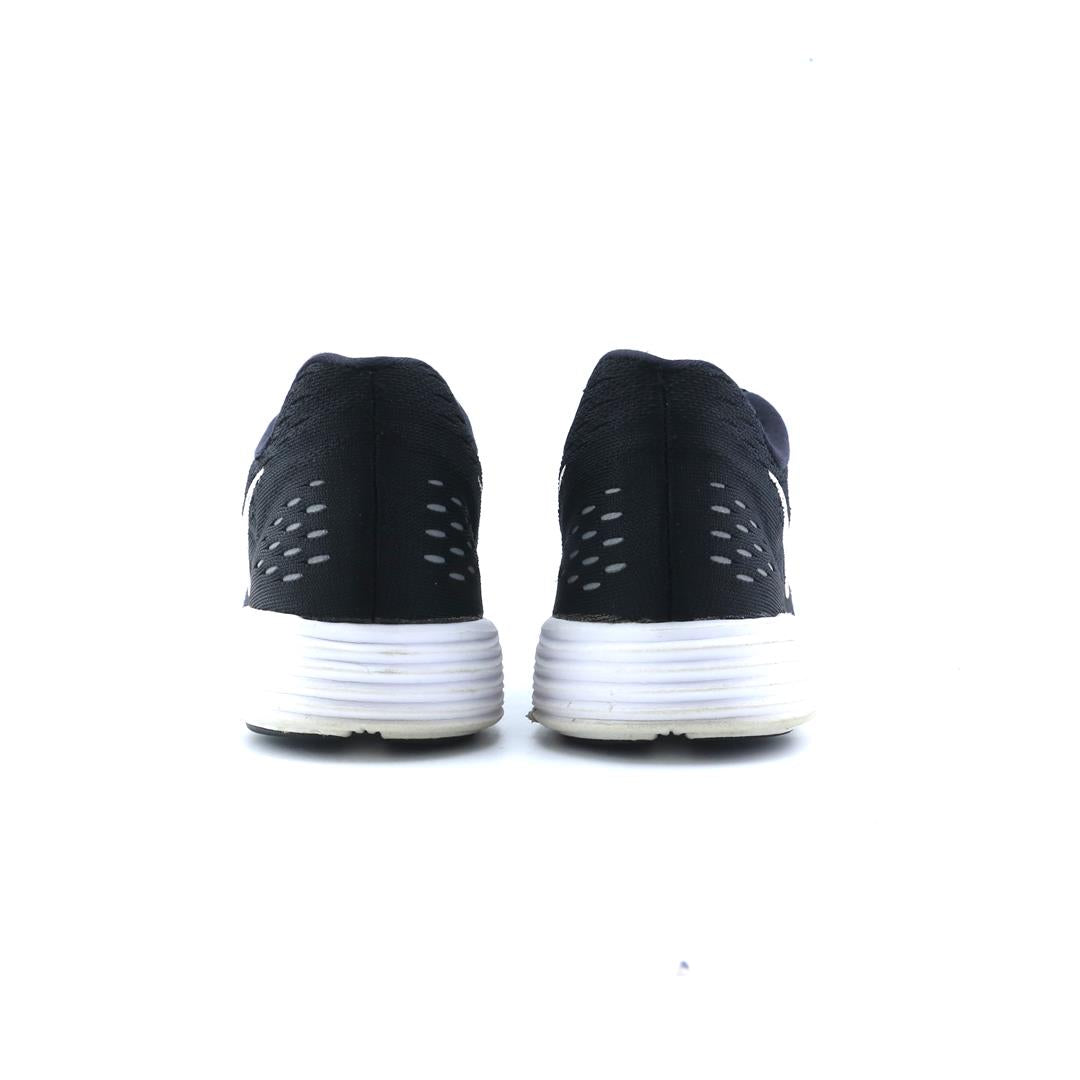 NIKE LUNARTEMPO