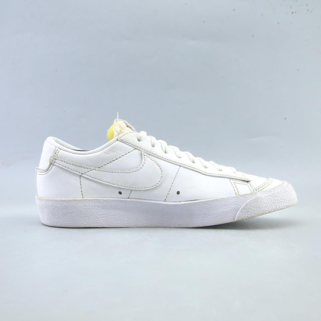 NIKE BLAZER LOW 77