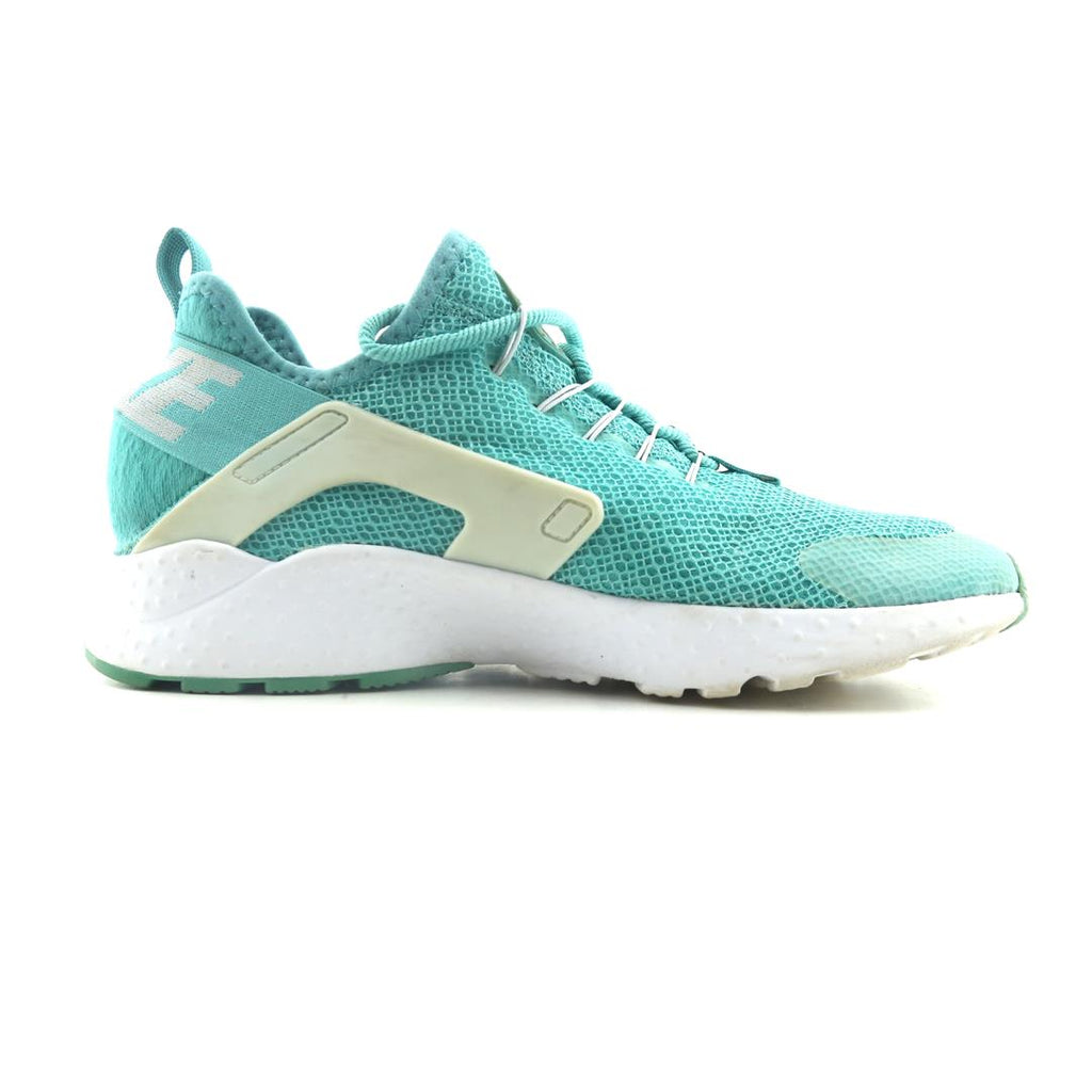 NIKE AIR HUARACHE