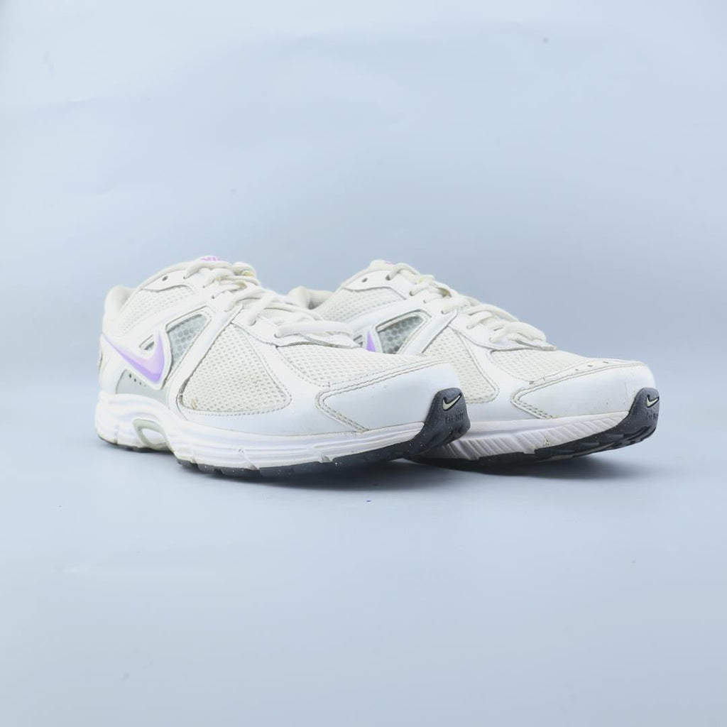 NIKE  DART 9