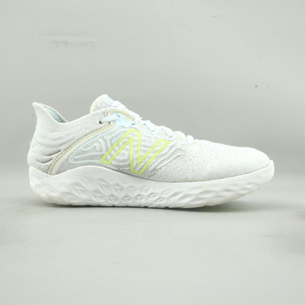 NEW BALANCE  FRESH FOAM BEACON V3