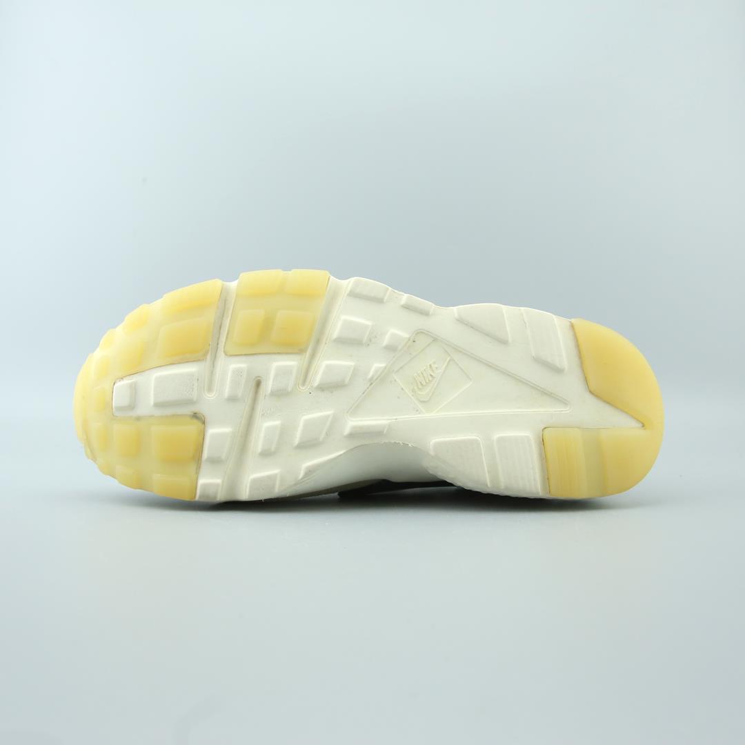 NIKE AIR HUARACHE RUN