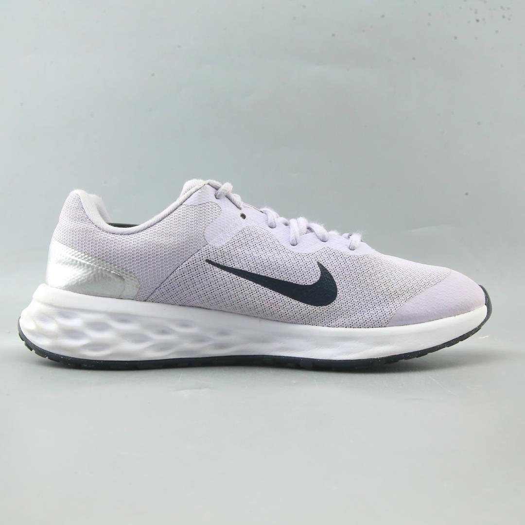 NIKE REVOLUTION 6
