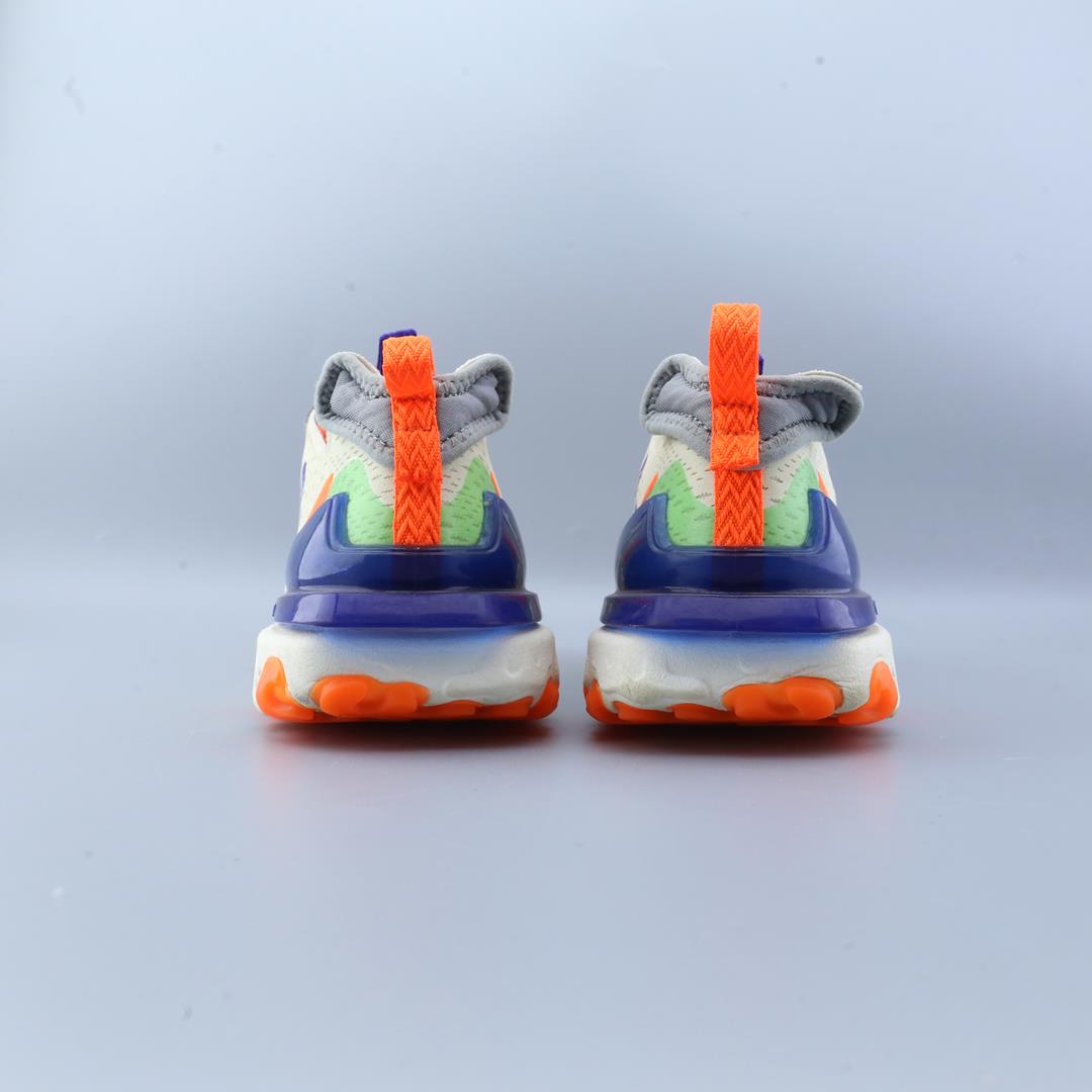 NIKE REACT VISION