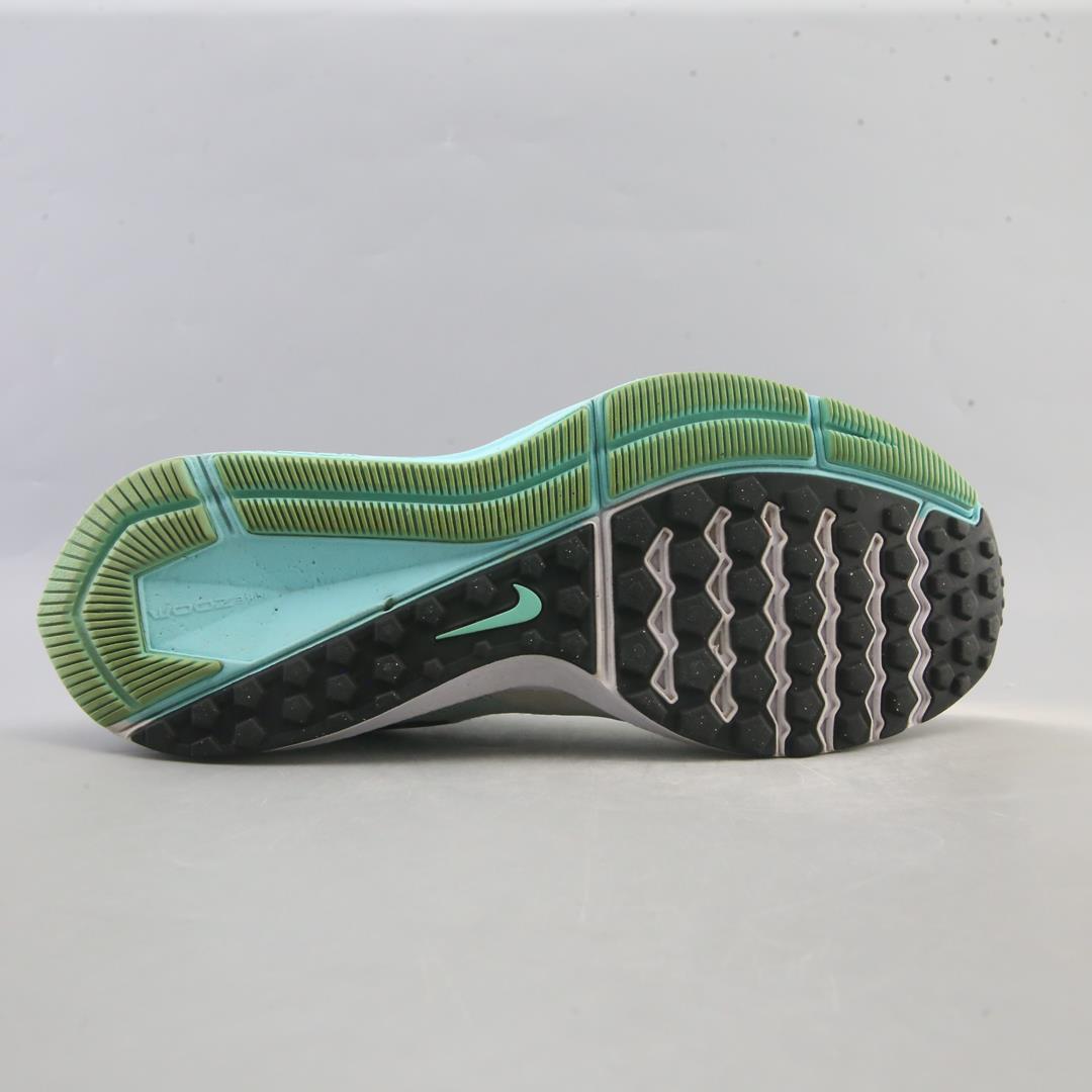 NIKE ZOOM WINFLO 4