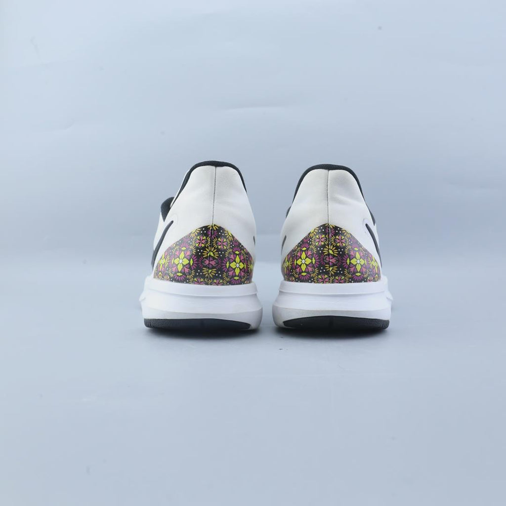 NIKE IN-SEASON TR 8