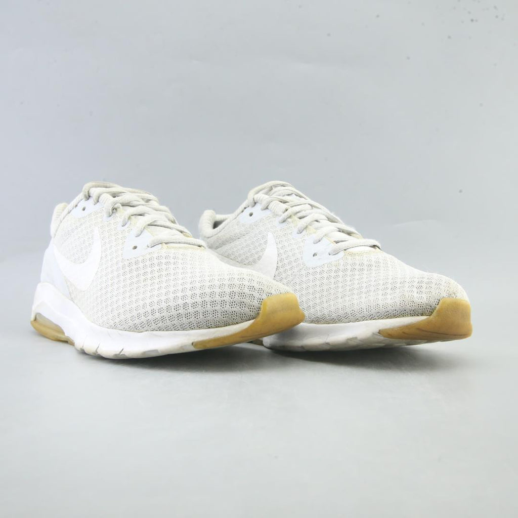 NIKE AIR MAX MOTION LW