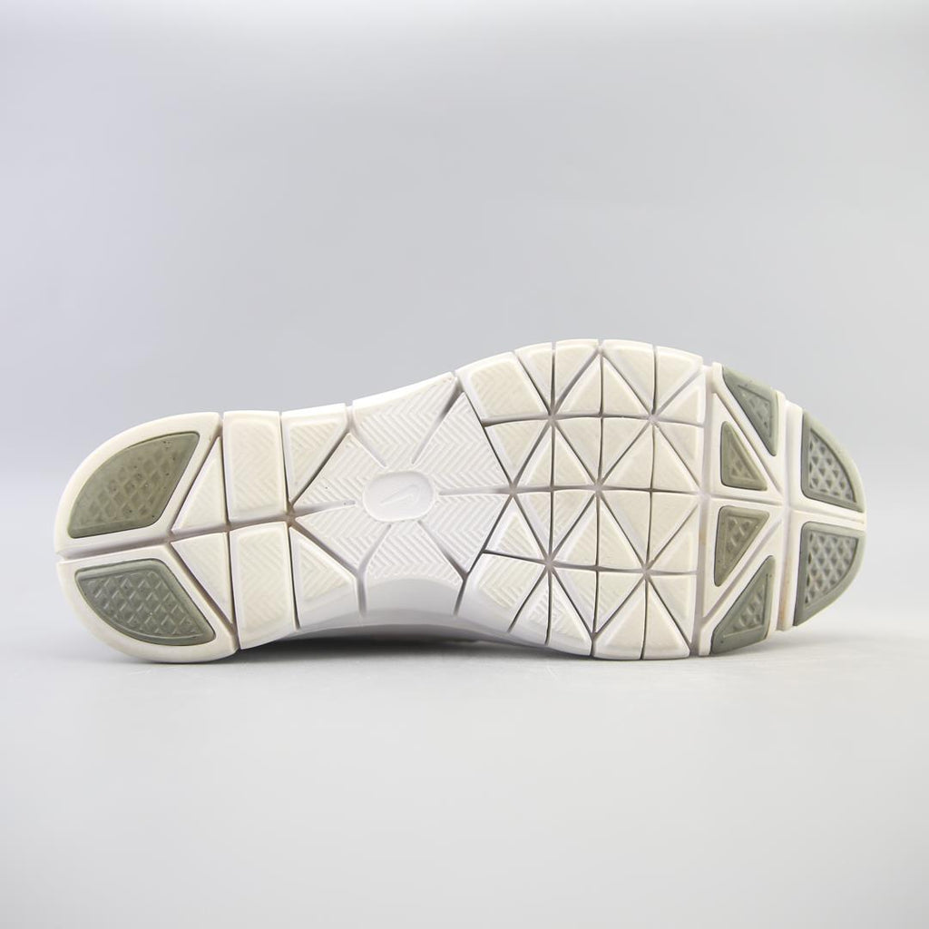 NIKE  FREE 5.0