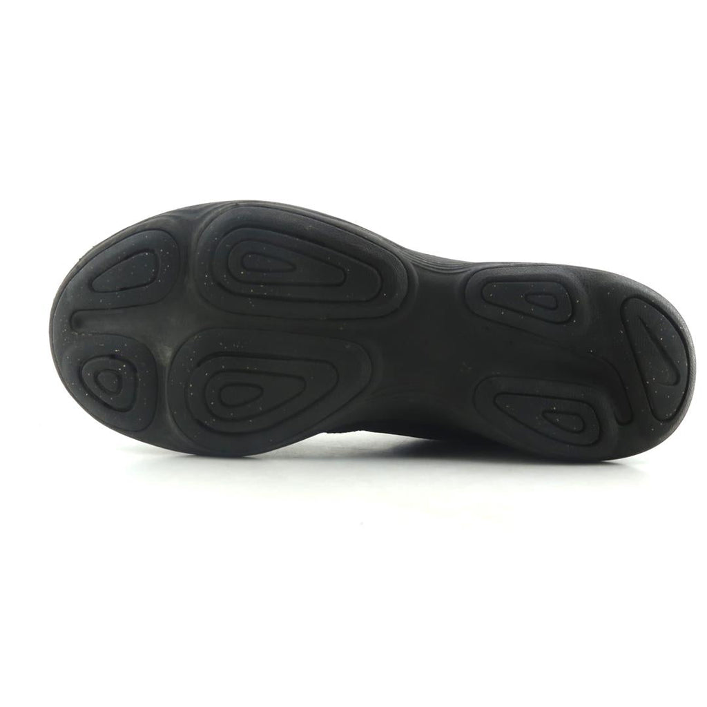 NIKE REVOLUTION 4
