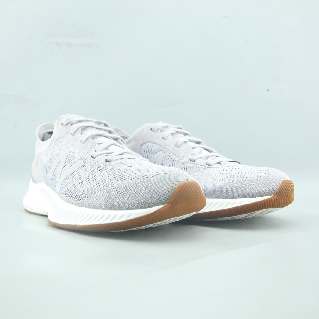 NEW BALANCE  DYNASOFT PESU V1