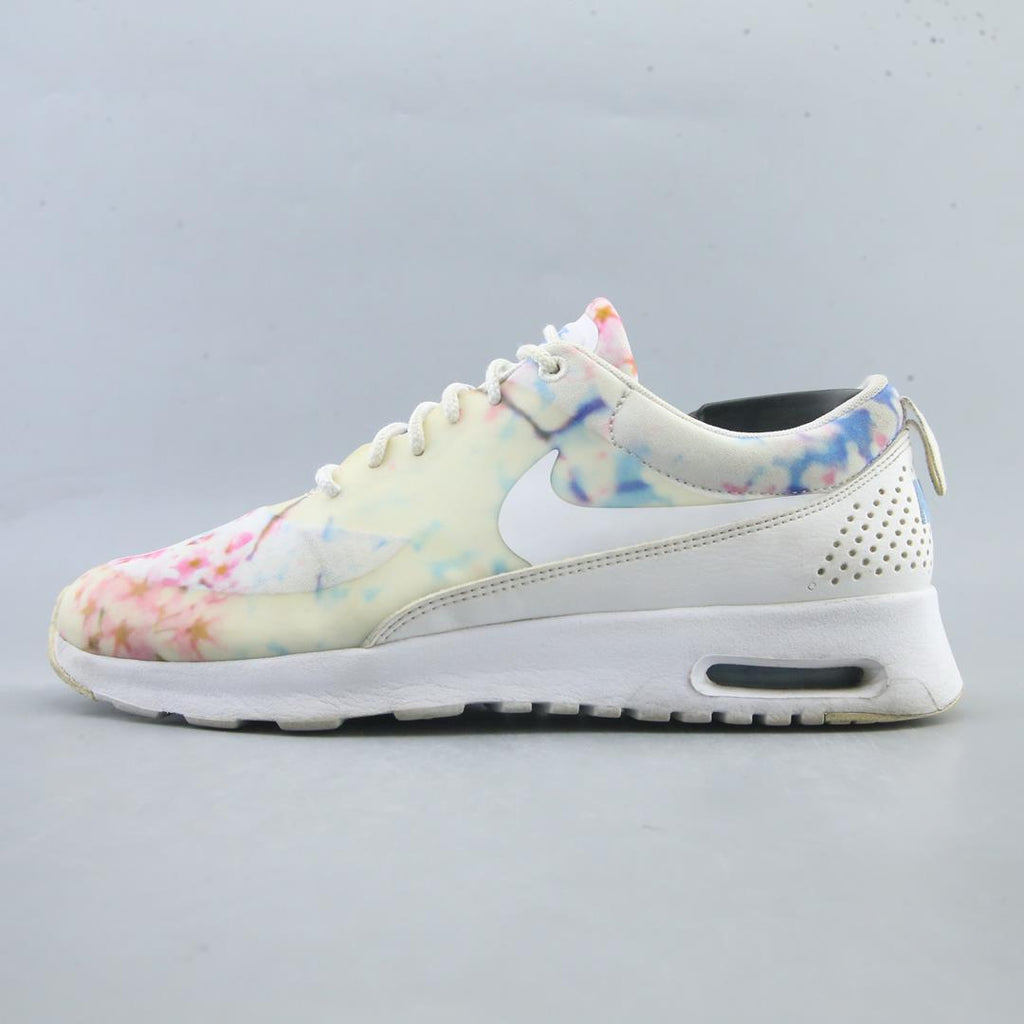 NIKE AIR MAX THEA