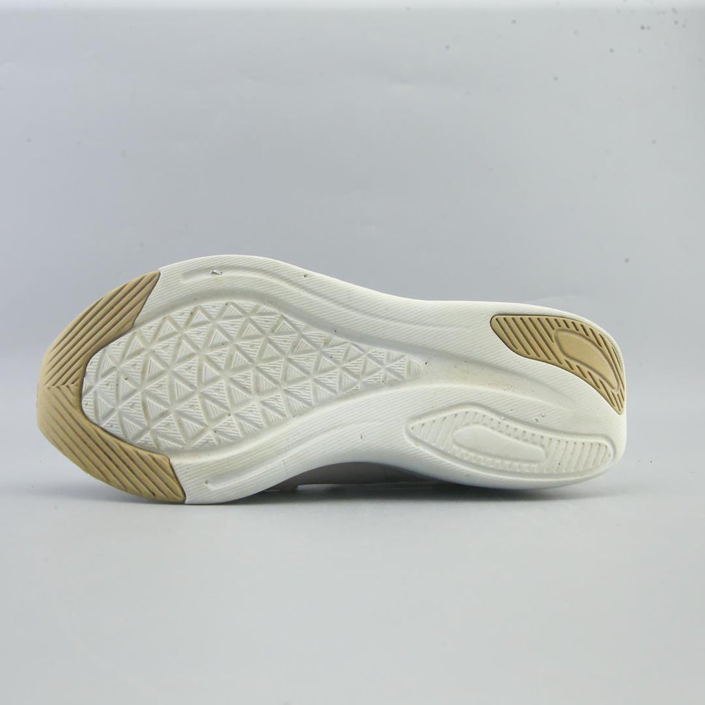 NEW BALANCE  BEAYA