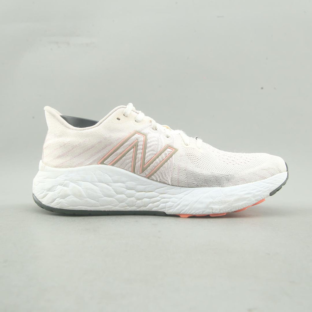 NEW BALANCE FRESH FOAM VONGO V5