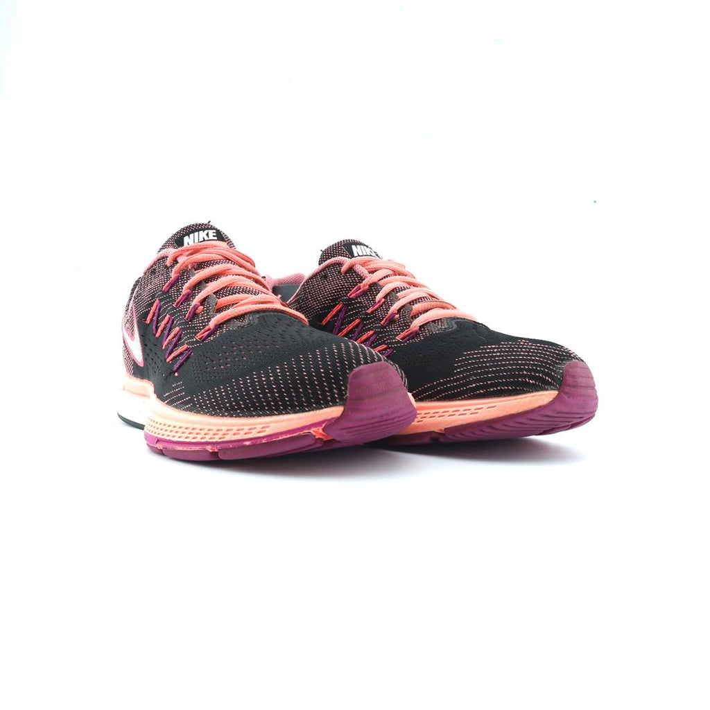 NIKE ZOOM VOMERO 10
