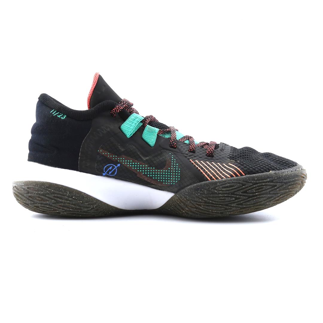 NIKE KYRIE FLYTRAP 5