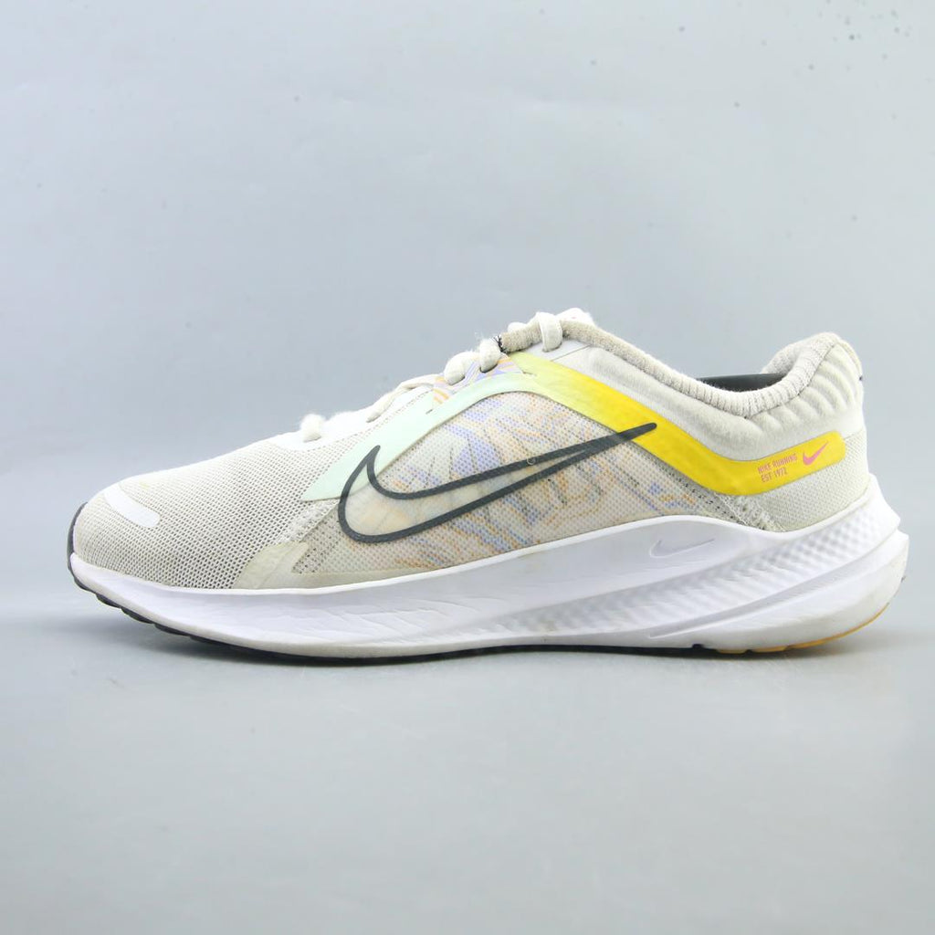 NIKE QUEST 5