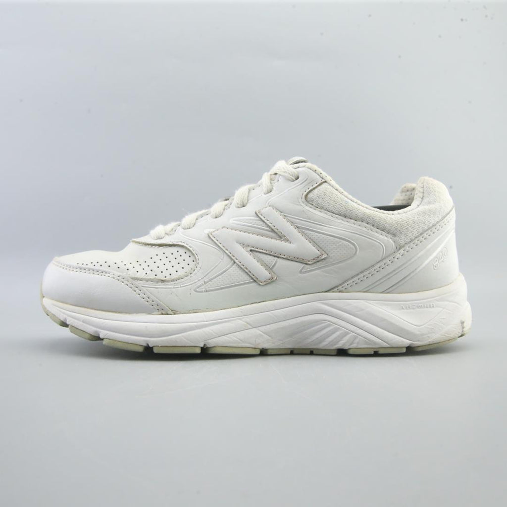 NEW BALANCE 840V2