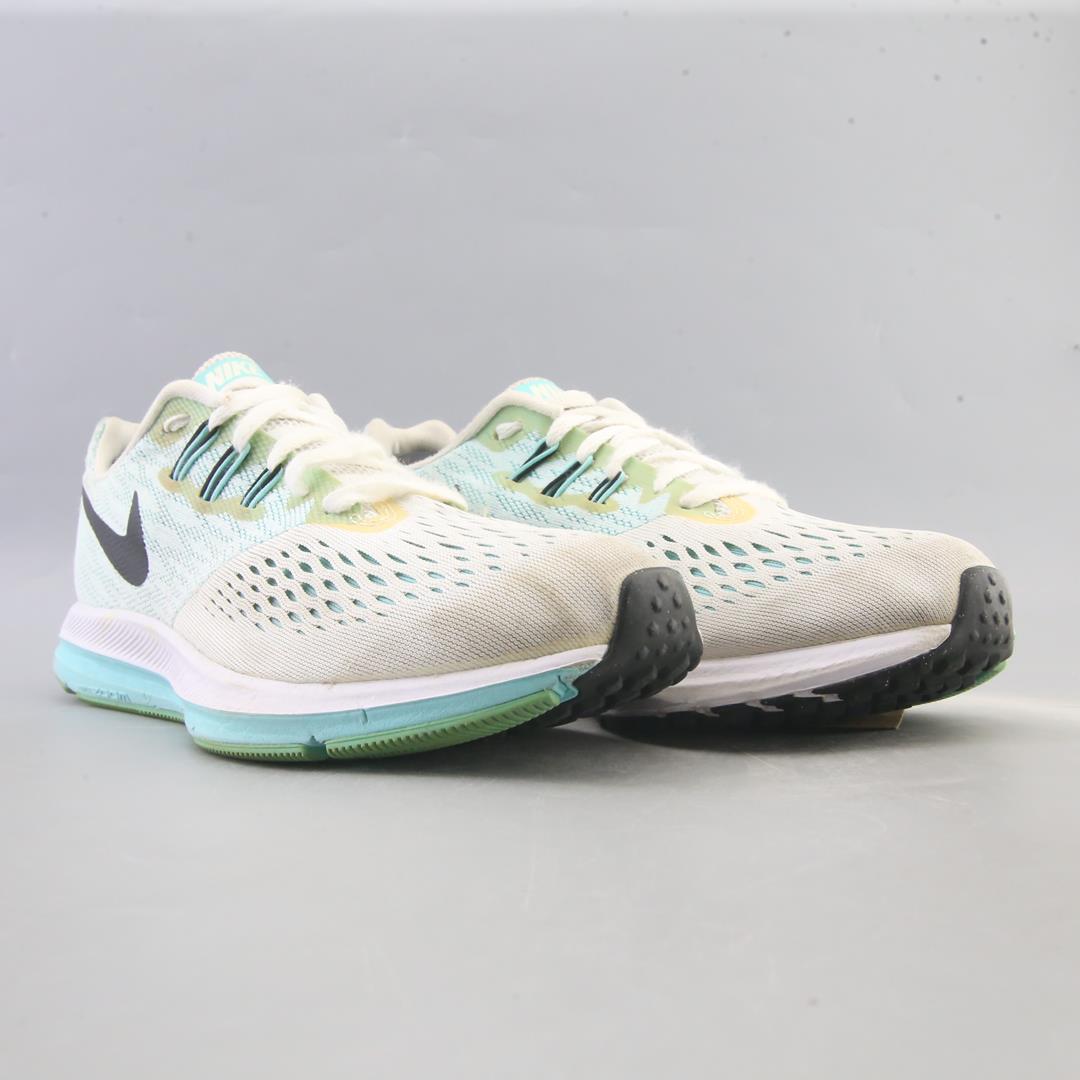 NIKE ZOOM WINFLO 4