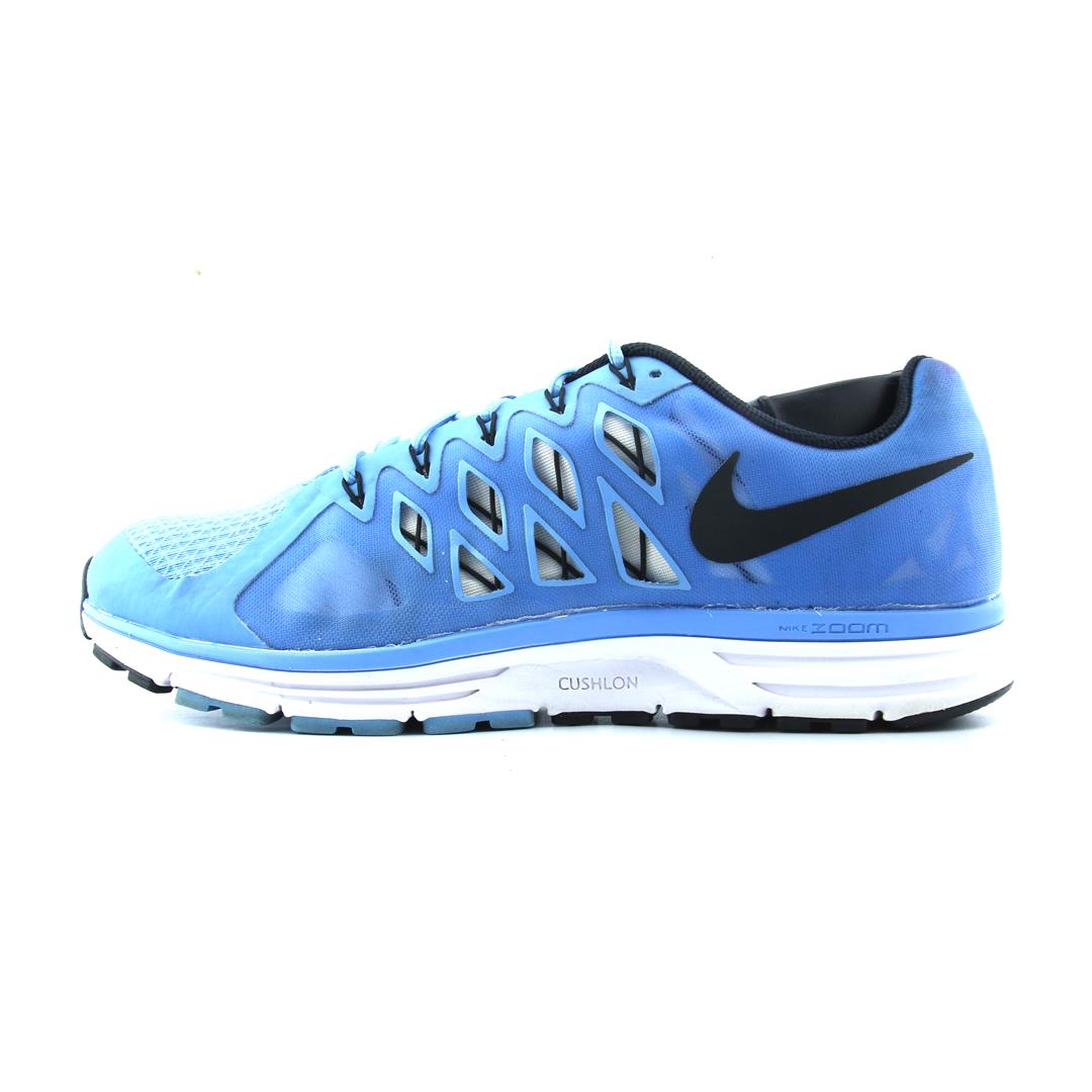 NIKE VOMERO 9