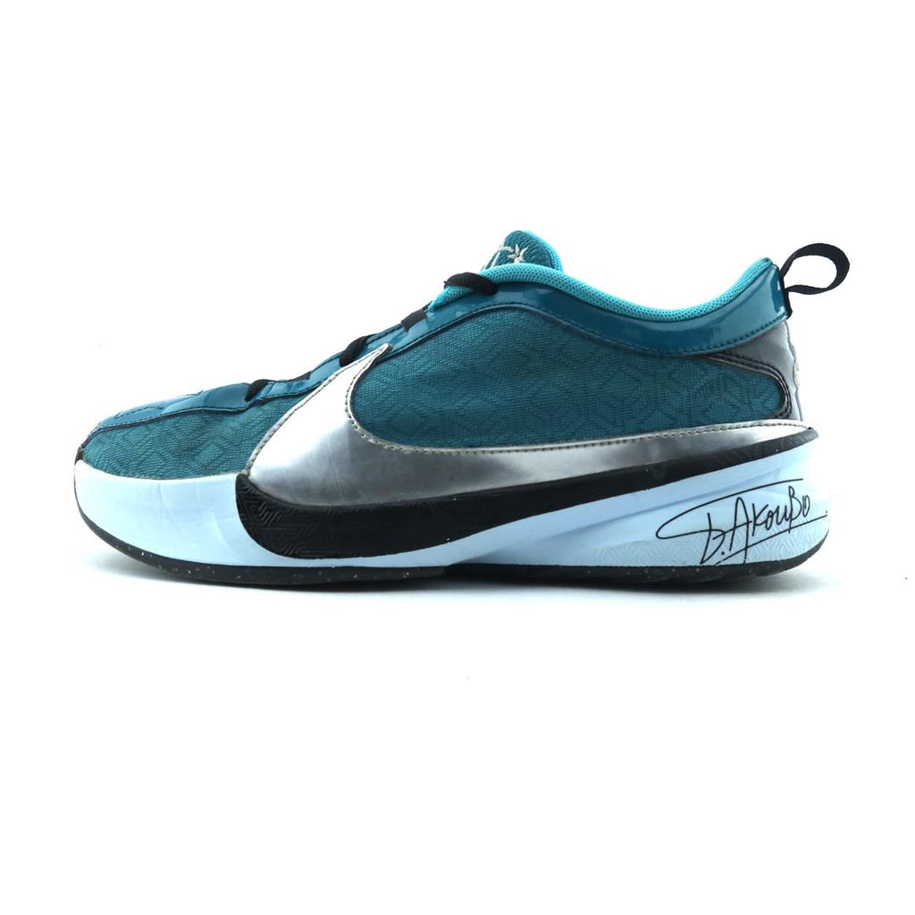 NIKE ZOOM FREAK 5