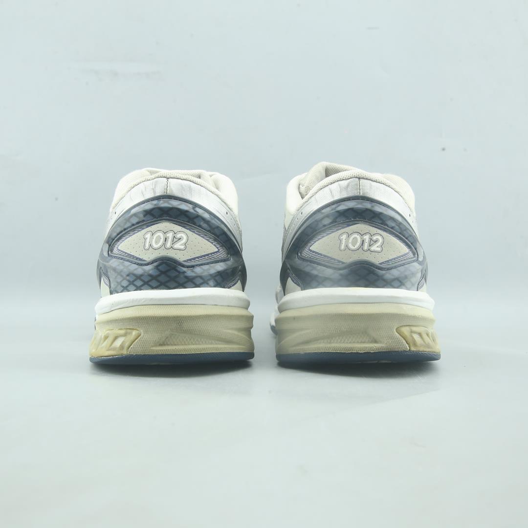 NEW BALANCE 1012