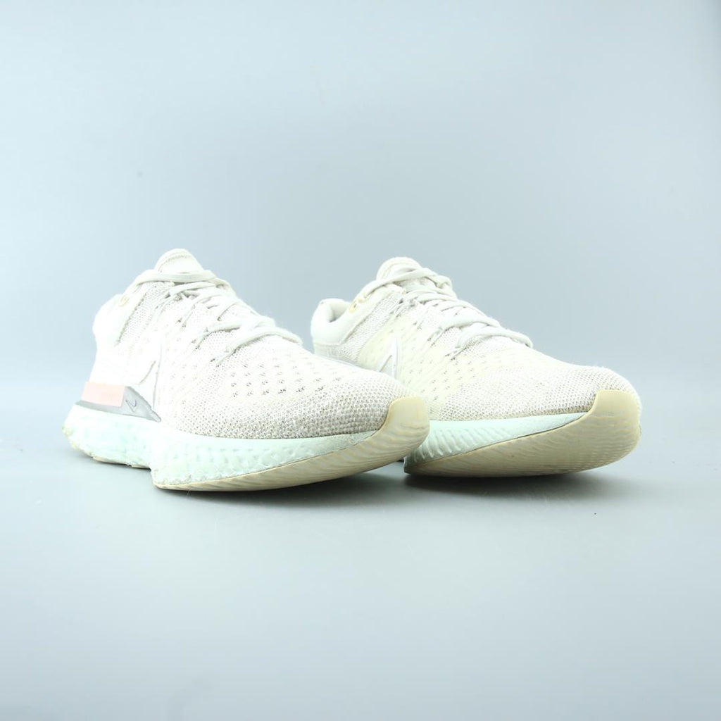 NIKE INFINITY RUN FLYKNIT 2