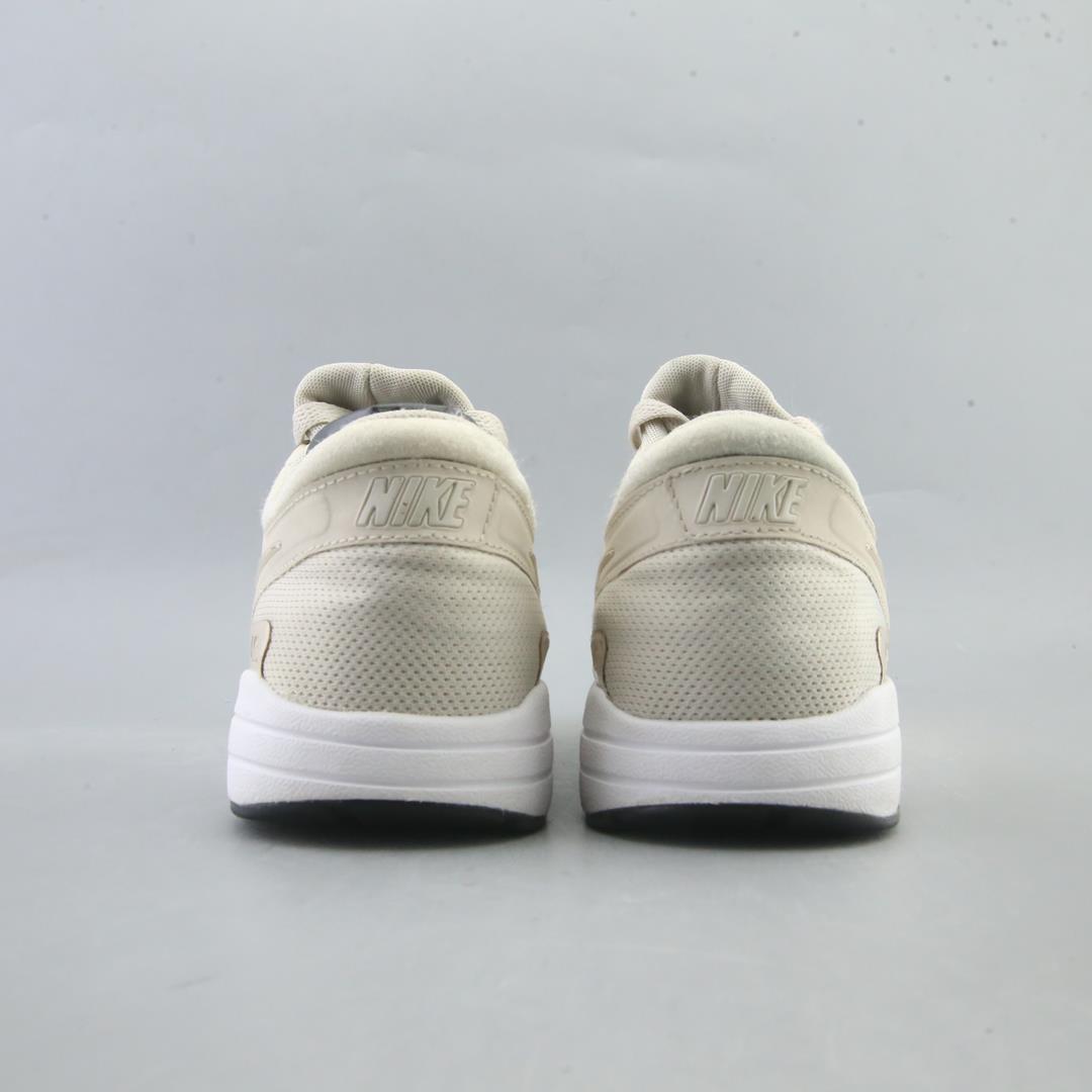 NIKE AIR MAX ZERO