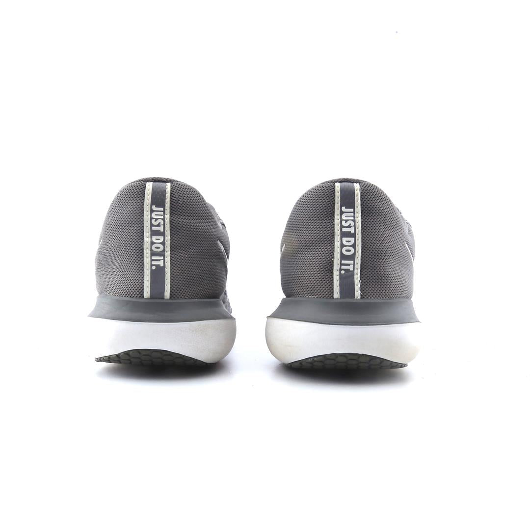 NIKE FLEX SUPREME TR 6