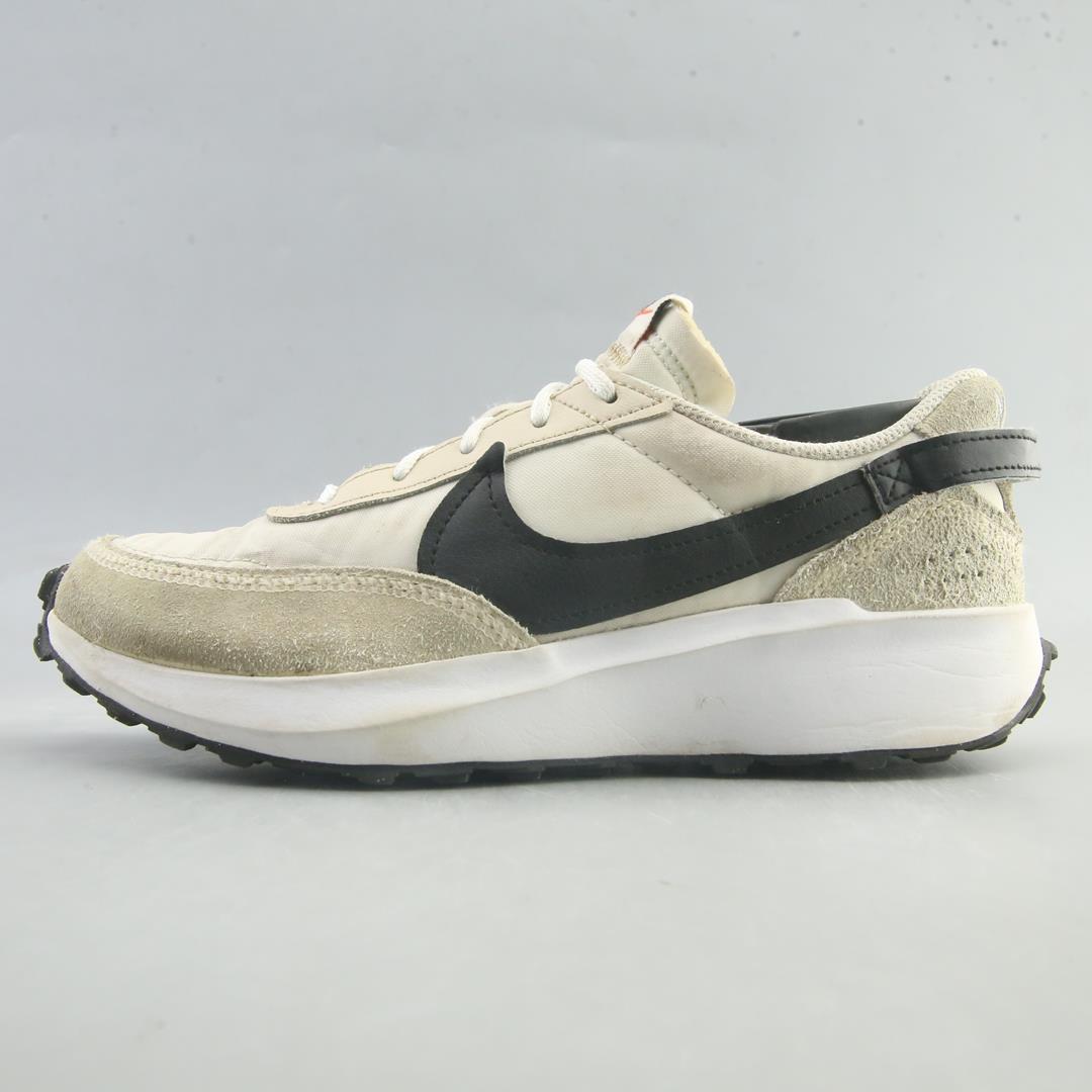 NIKE WAFFLE DEBUT