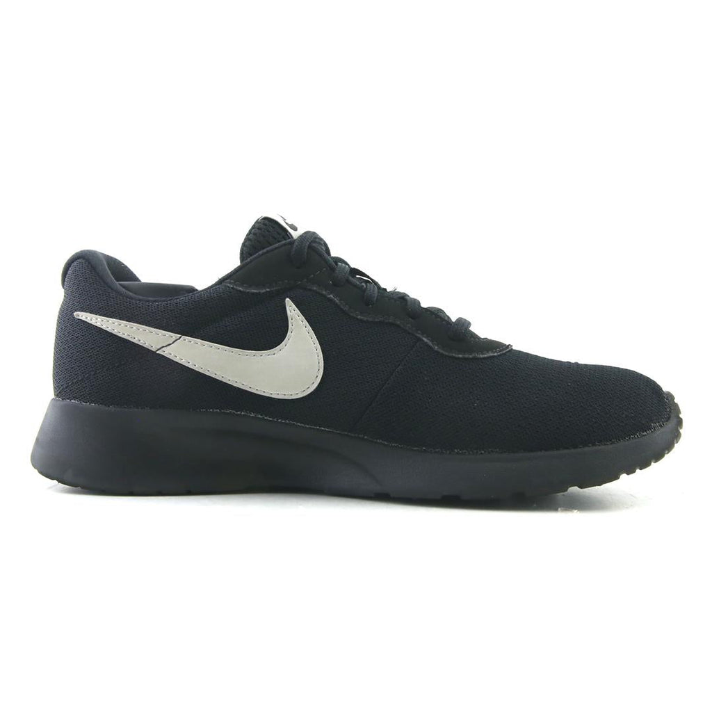 NIKE TANJUN