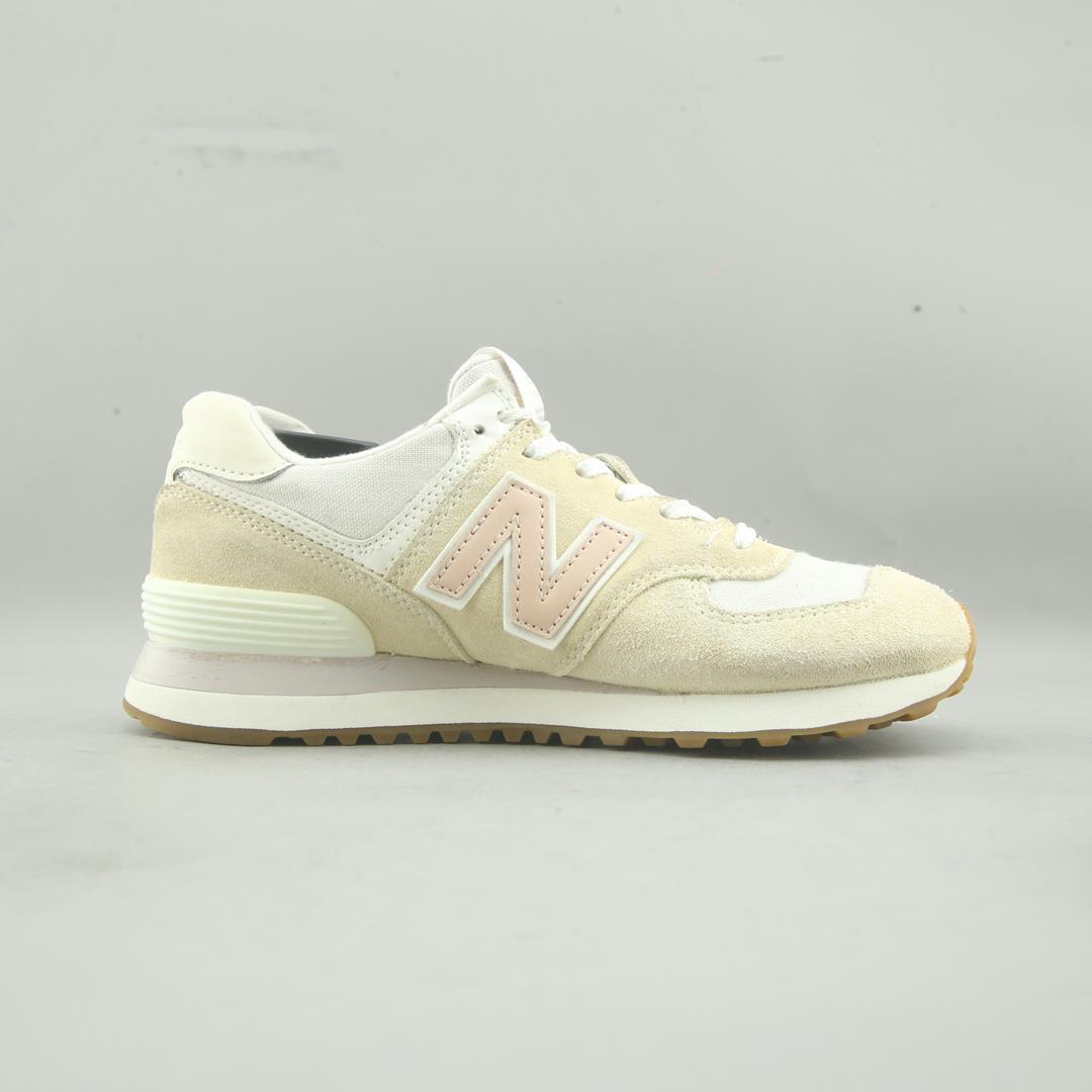 NEW BALANCE 574 V2