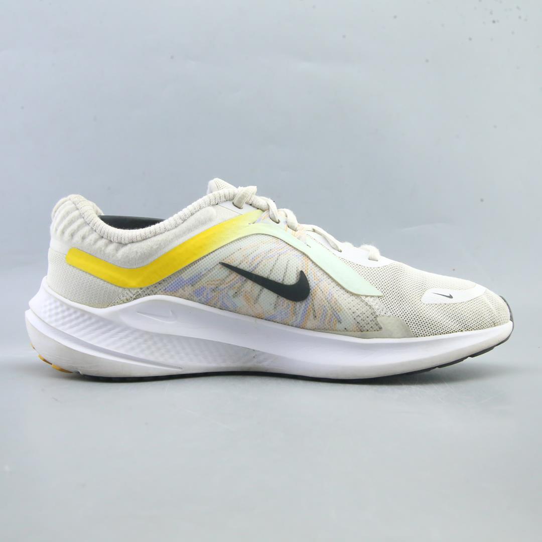 NIKE QUEST 5