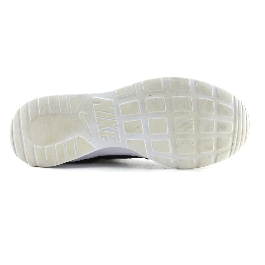 NIKE TANJUN