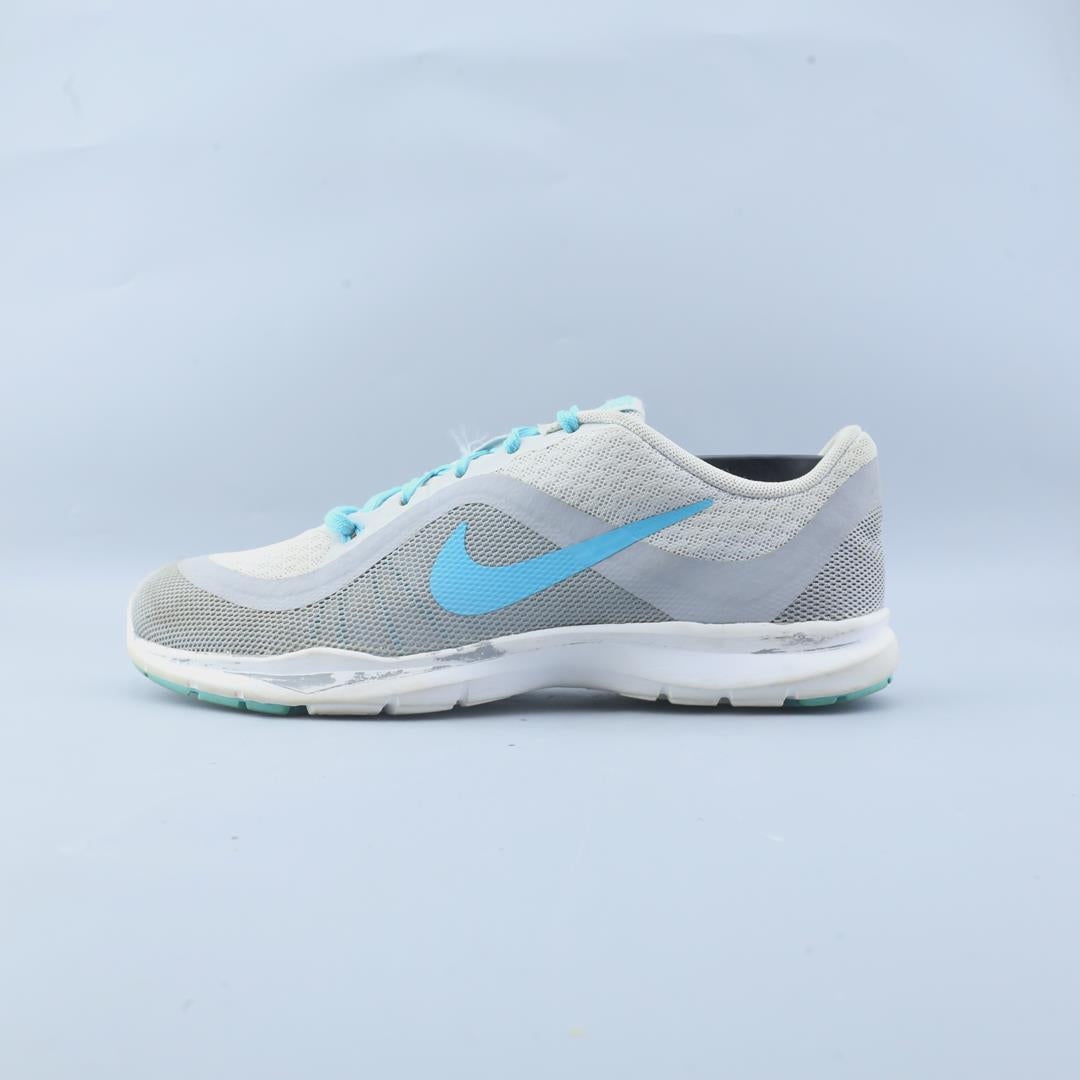 NIKE FLEX TR 6