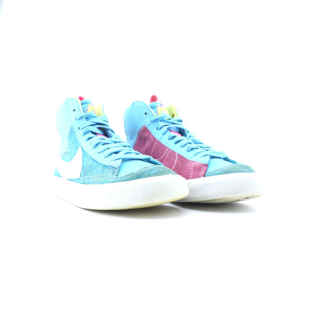 NIKE BLAZER MID '77