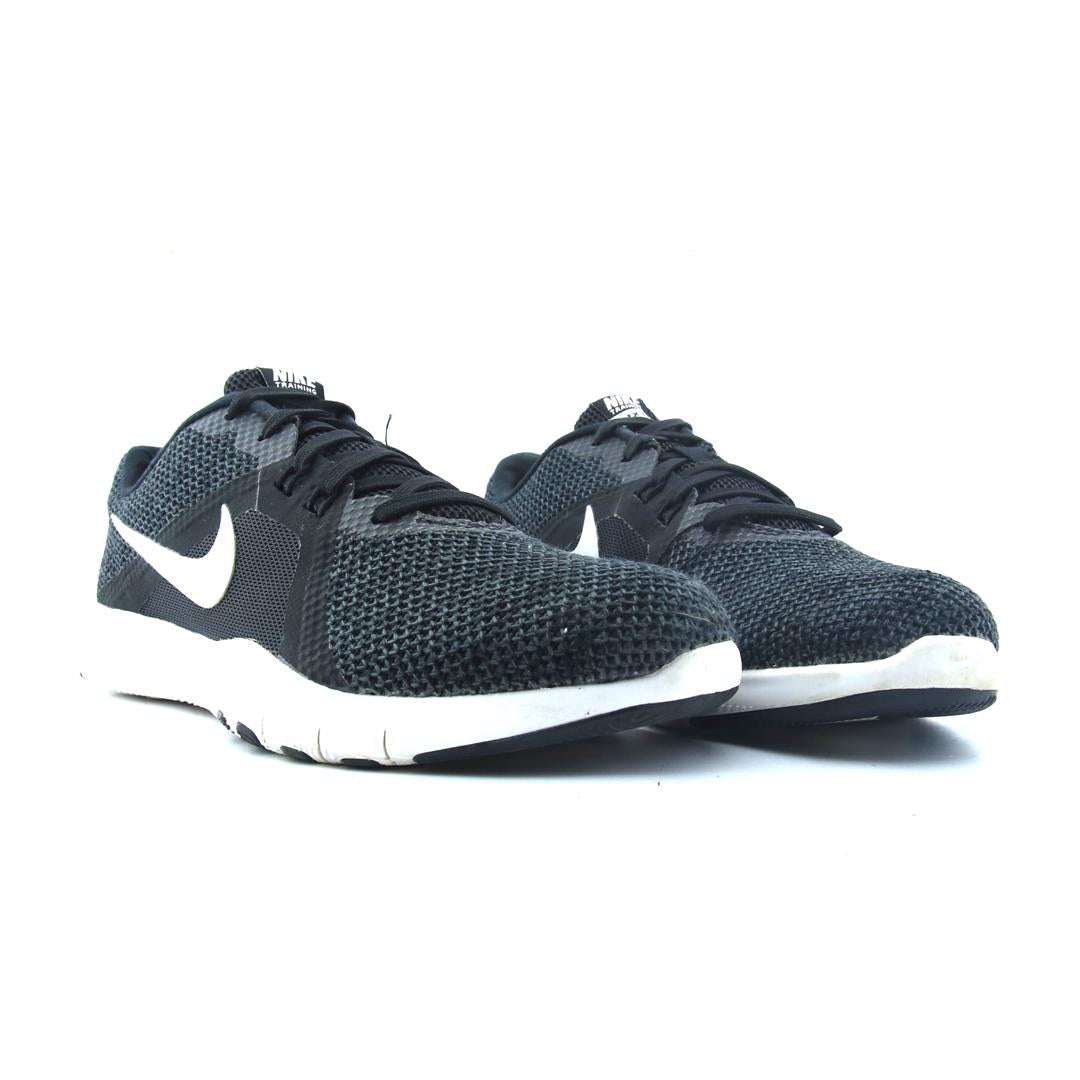 NIKE FLEX TR 8