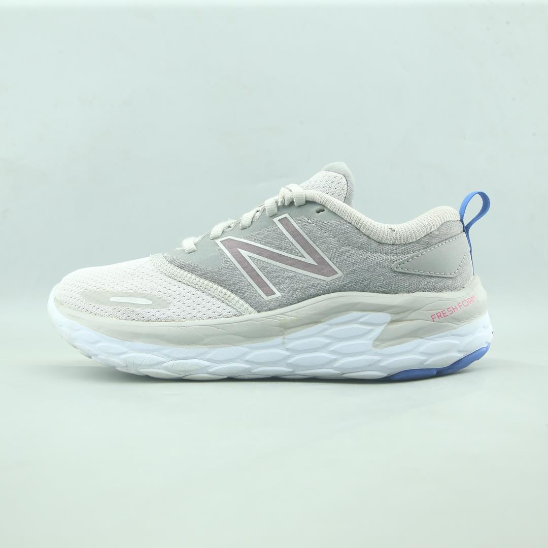 NEW BALANCE  FRESH FOAM ALTOH V1