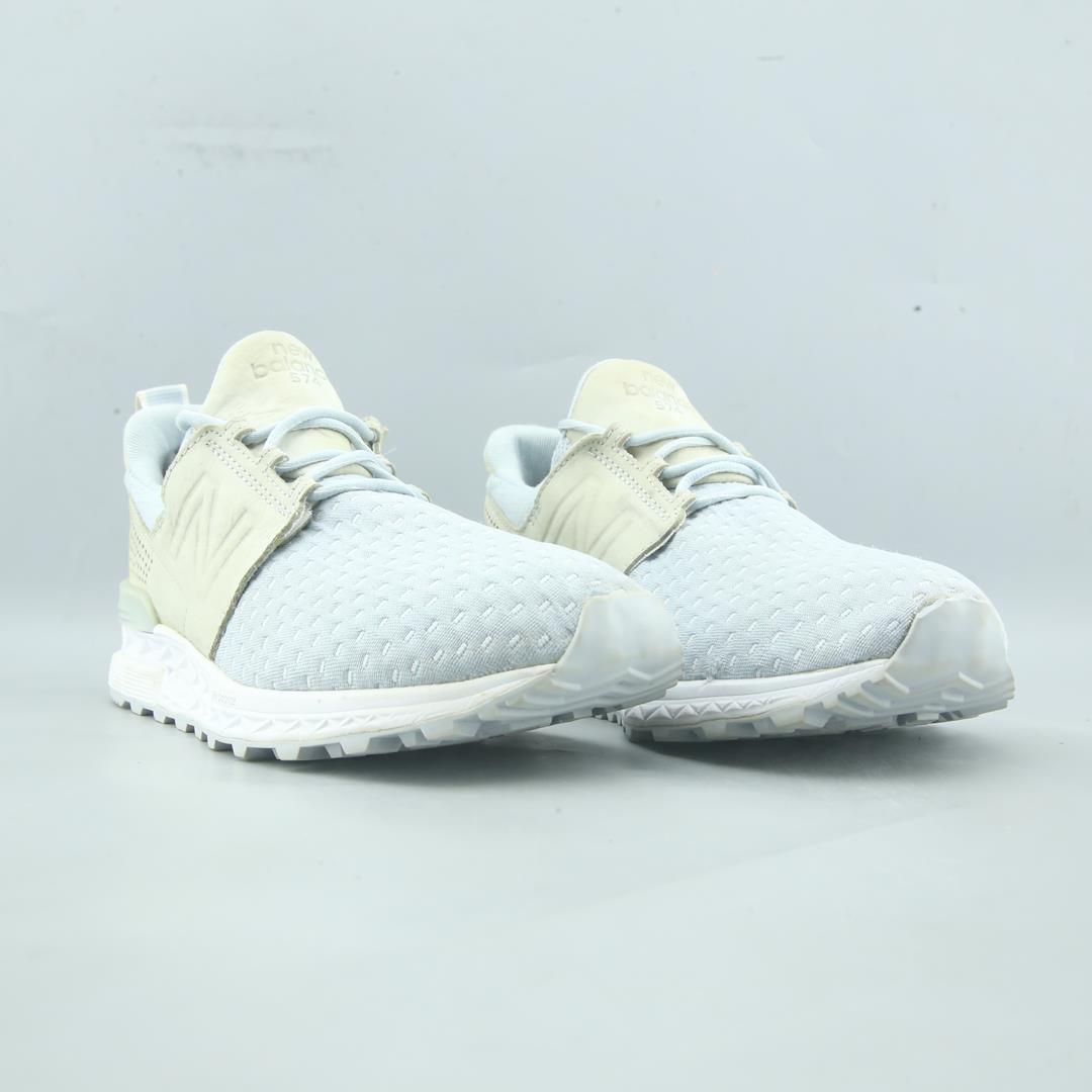NEW BALANCE 574