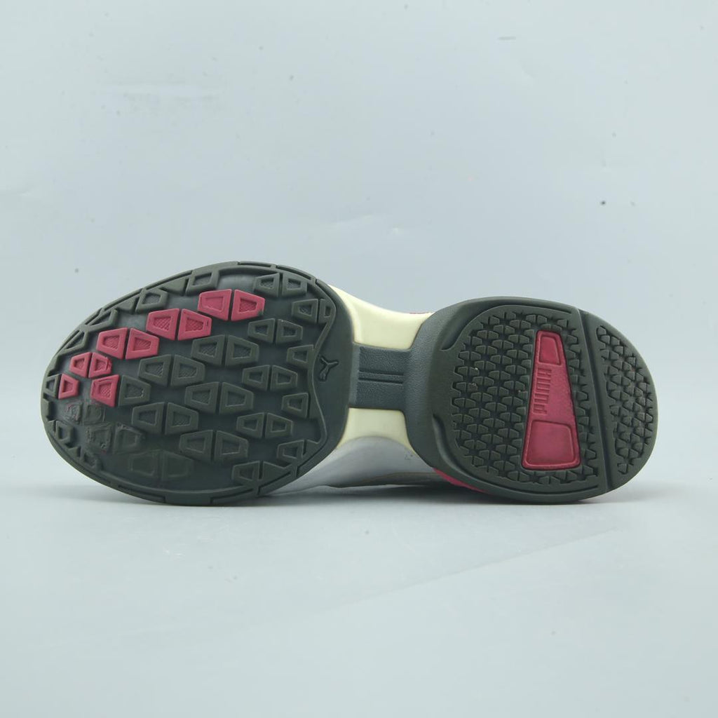 PUMA TAZON 6