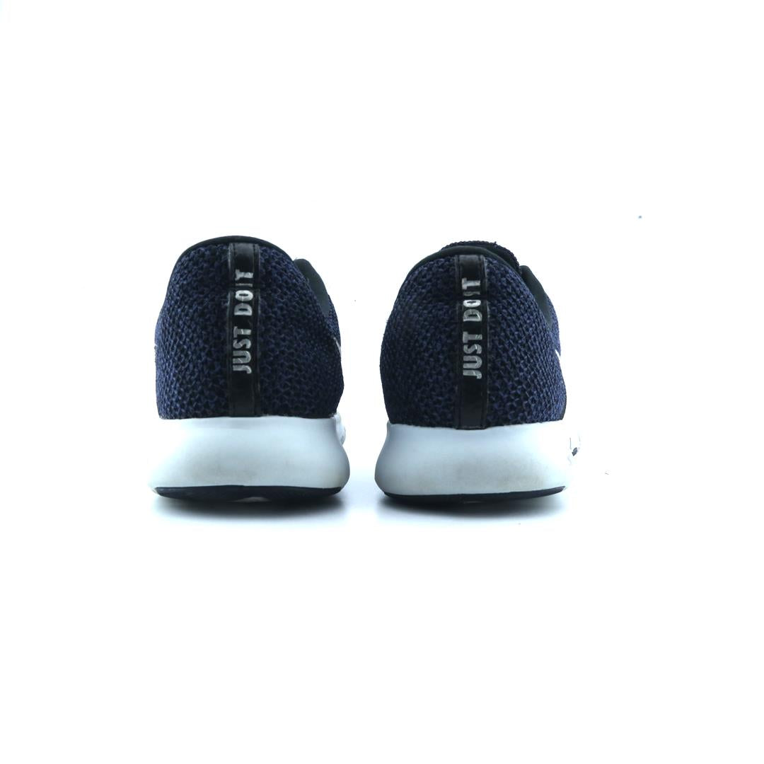 NIKE FLEX TR 8