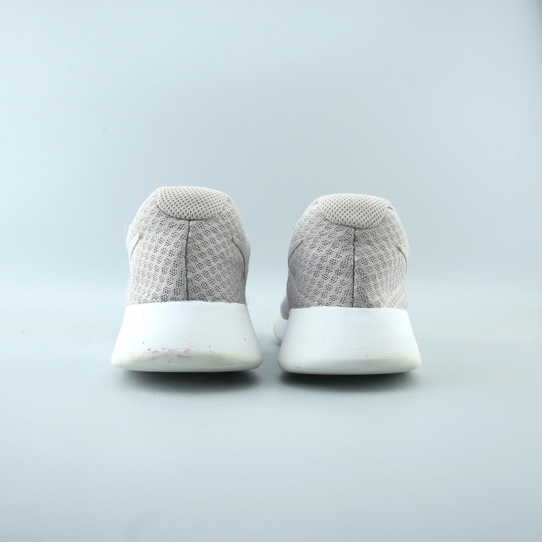 NIKE TANJUN
