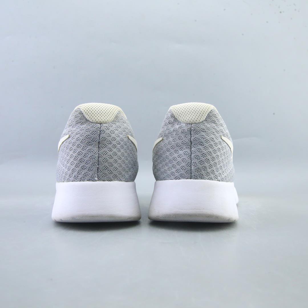 NIKE TANJUN