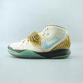 NIKE  KYRIE 3