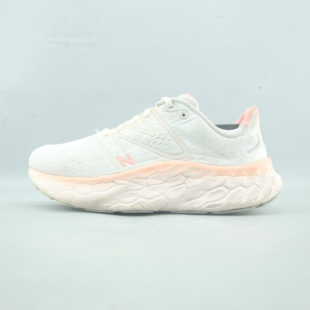 NEW BALANCE FRESH FOAM MORE V4