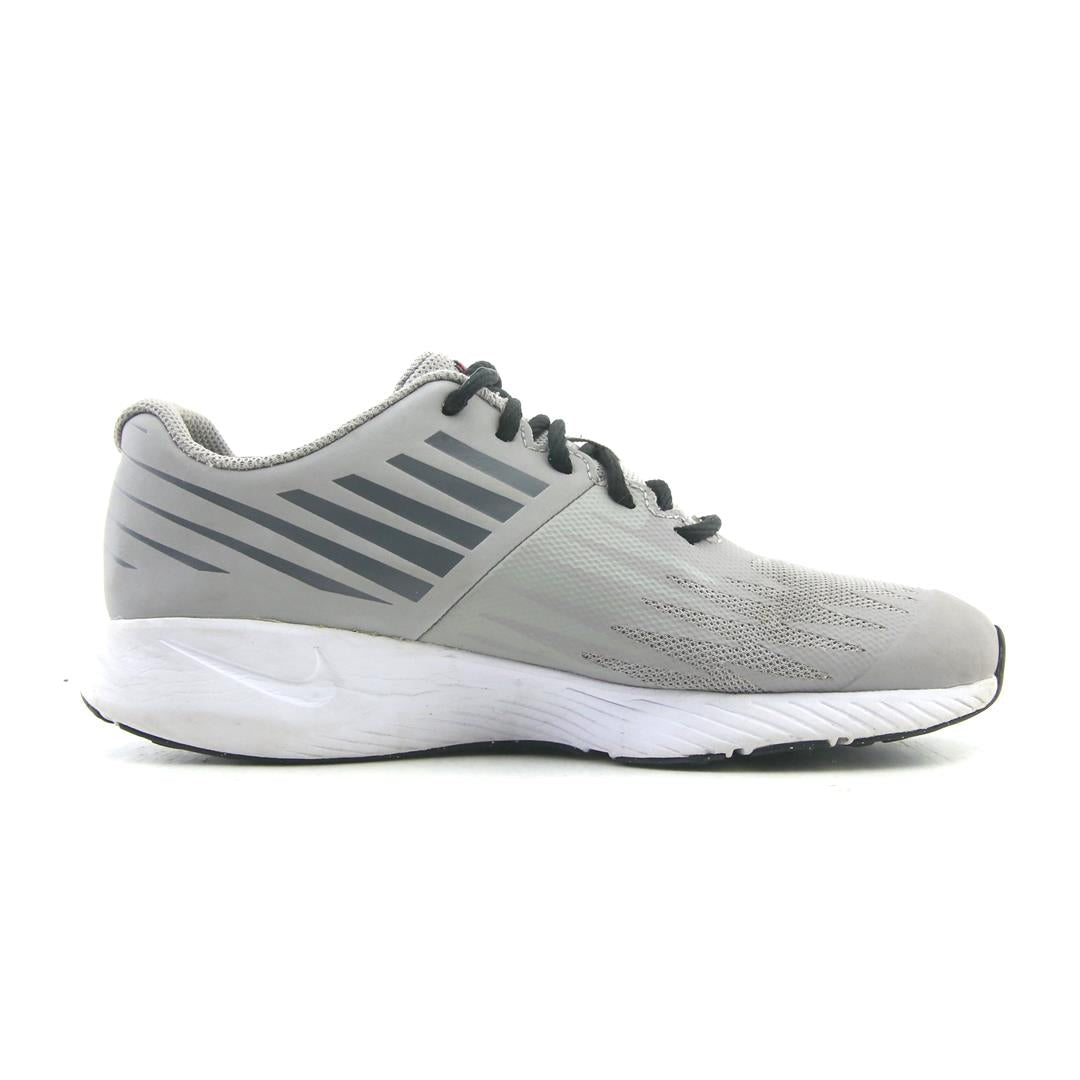 NIKE STAR RUNNER