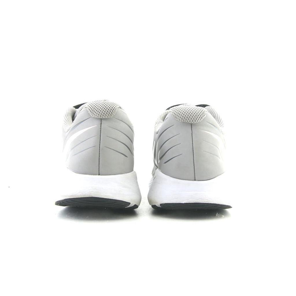 NIKE STAR RUNNER