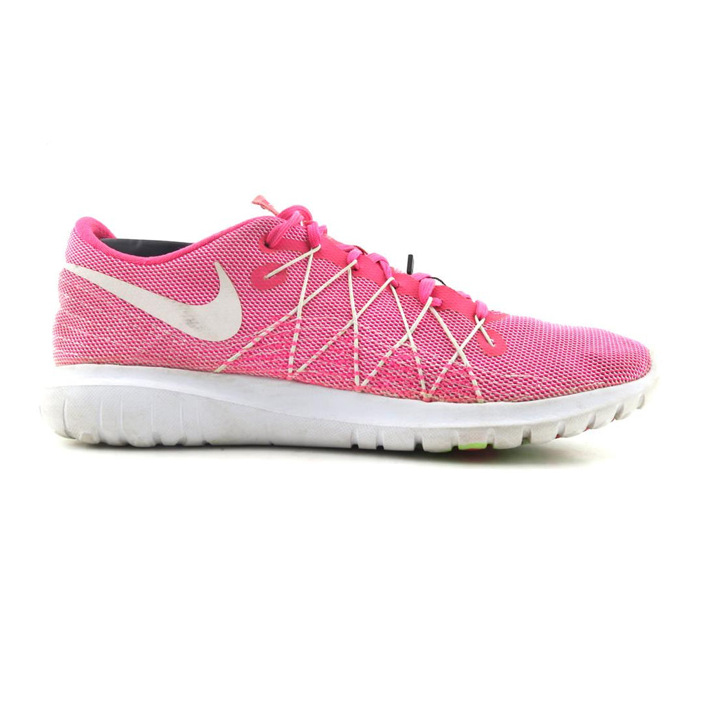 NIKE  FLEX FURY 2