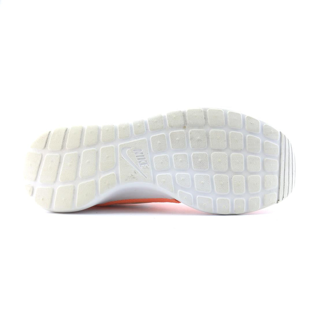NIKE ROSHE ONE
