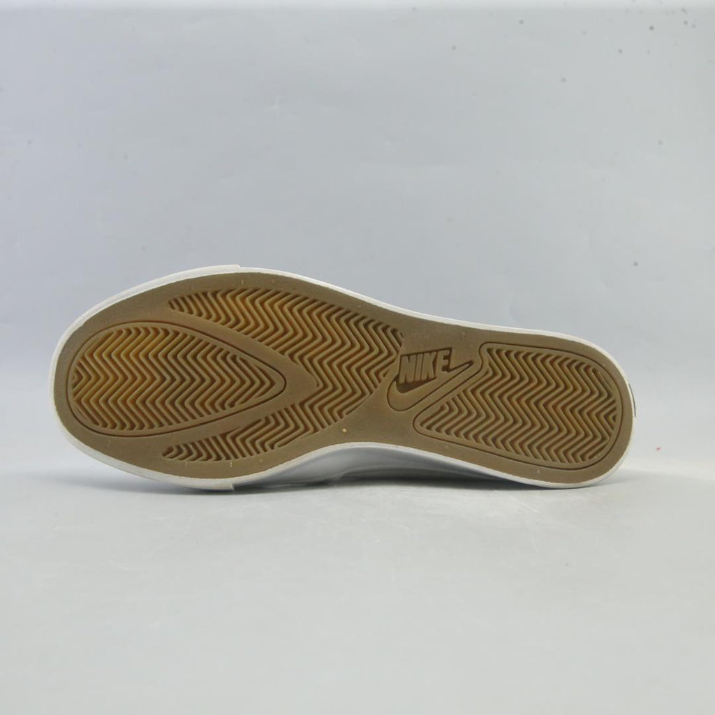 NIKE COURT ROYALE